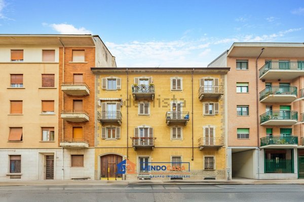 appartamento in vendita a Torino in zona Borgo San Paolo
