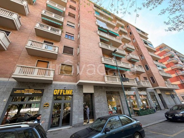 appartamento in vendita a Torino in zona Borgata Vittoria