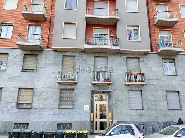 ufficio in vendita a Torino in zona Santa Rita