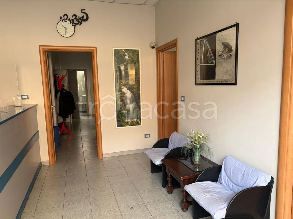ufficio in vendita a Torino in zona Mirafiori Sud