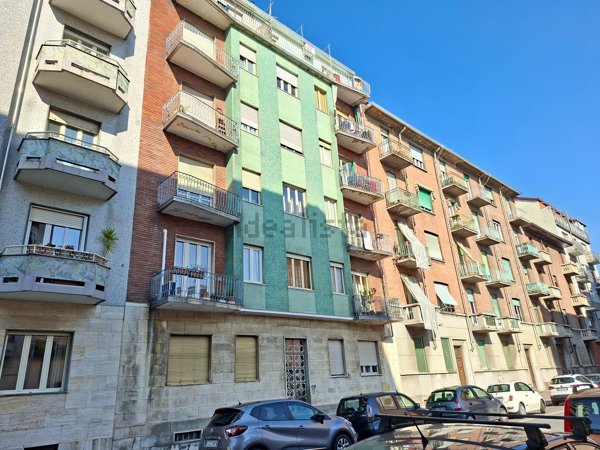 appartamento in vendita a Torino in zona Borgata Vittoria