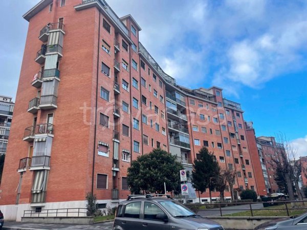 appartamento in vendita a Torino in zona Borgata Vittoria