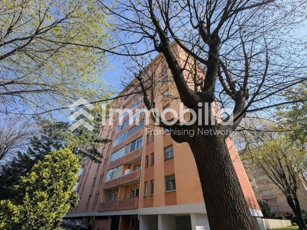 appartamento in vendita a Torino in zona Mirafiori Sud