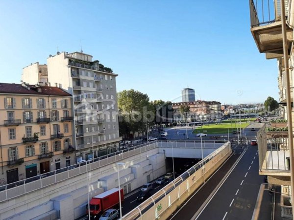 appartamento in vendita a Torino in zona Campidoglio