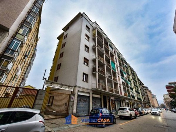 appartamento in vendita a Torino in zona Lingotto