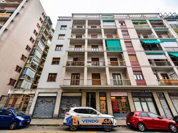 appartamento in vendita a Torino in zona Lingotto