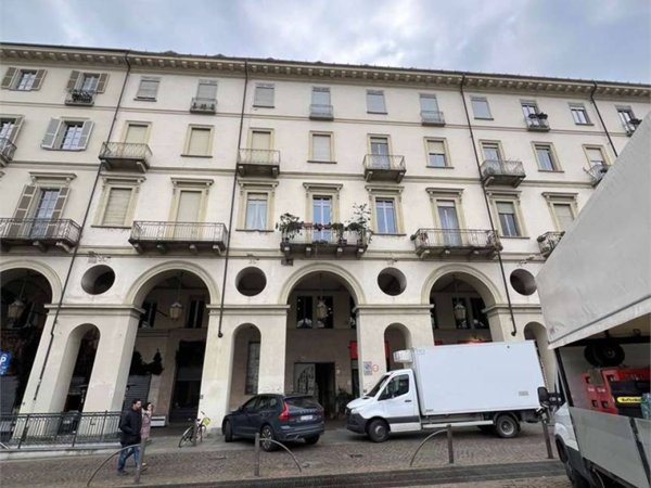 appartamento in vendita a Torino in zona Centro Storico