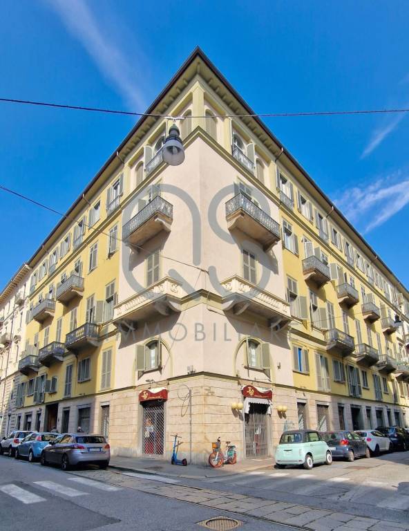 appartamento in vendita a Torino in zona Crocetta