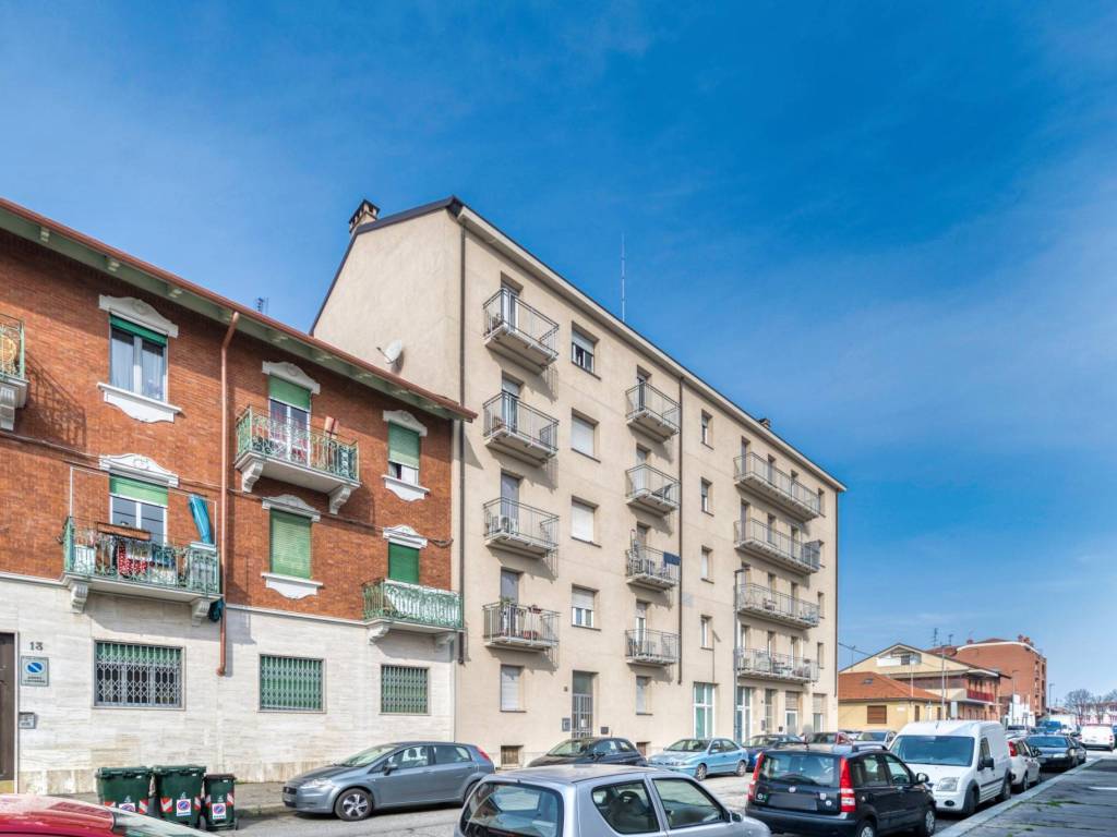 appartamento in vendita a Torino in zona Lucento