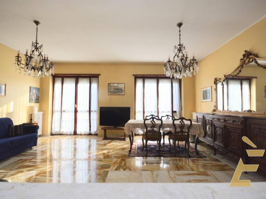 appartamento in vendita a Torino in zona Vanchiglia