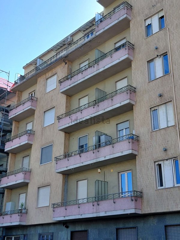 appartamento in vendita a Torino in zona Borgata Vittoria