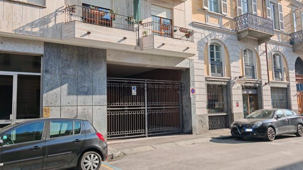 ufficio in vendita a Torino in zona Vanchiglia
