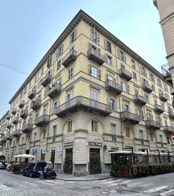 appartamento in vendita a Torino in zona Centro Storico