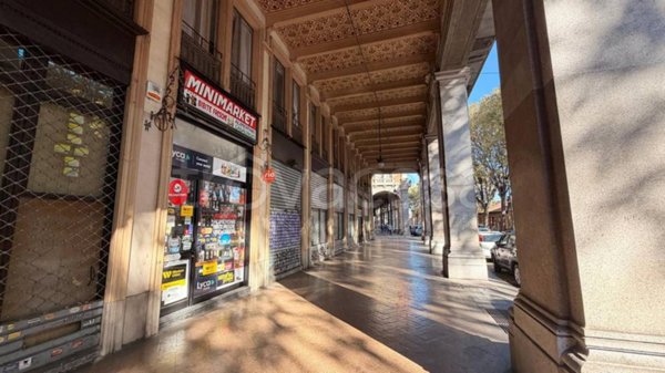 negozio in vendita a Torino in zona Crocetta