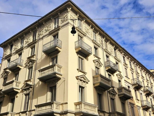 appartamento in vendita a Torino in zona Crocetta