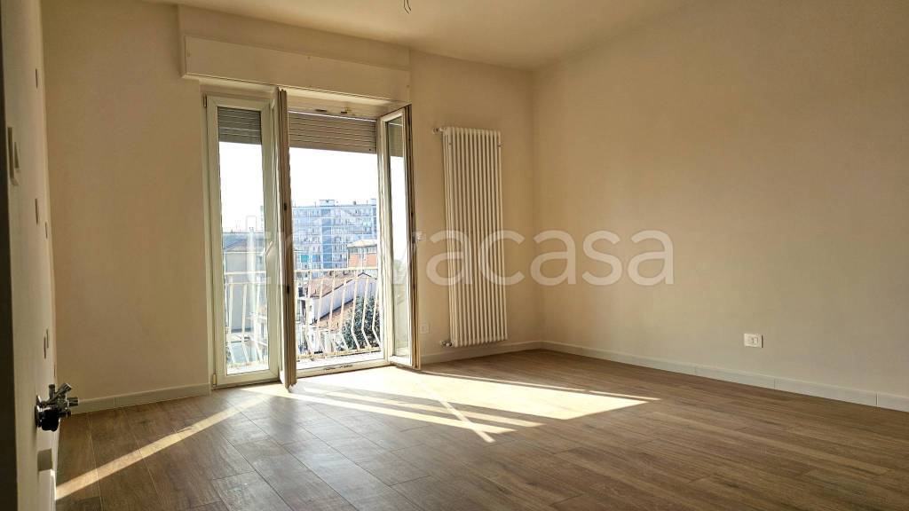 appartamento in vendita a Torino in zona Cit Turin