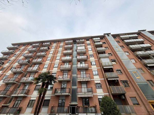 appartamento in vendita a Torino in zona Rebaudengo