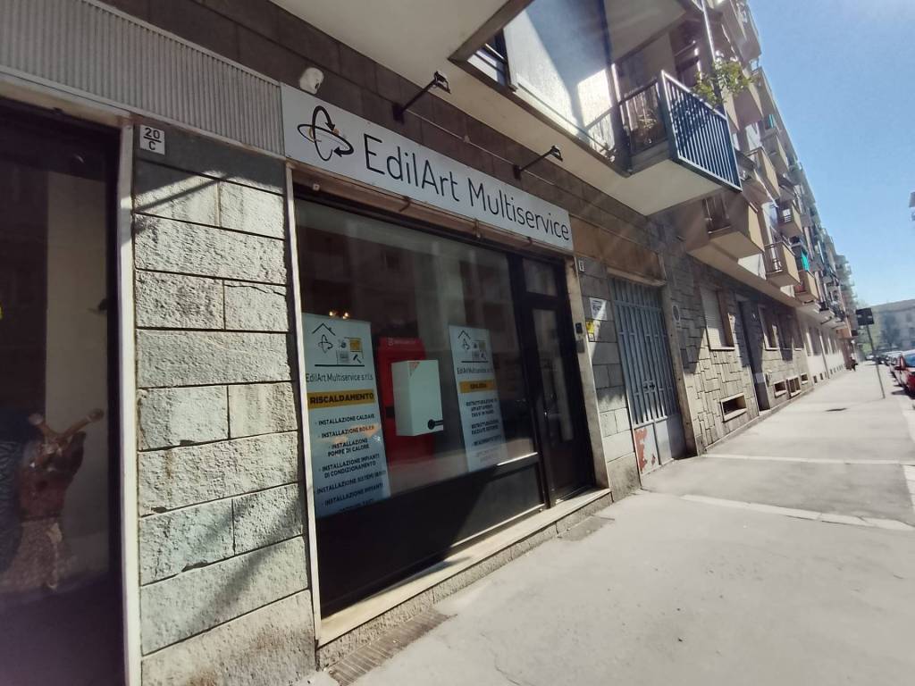 negozio in vendita a Torino in zona Santa Rita