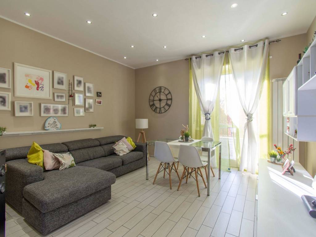 appartamento in vendita a Torino in zona Vallette