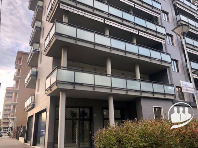 negozio in vendita a Torino in zona Santa Rita