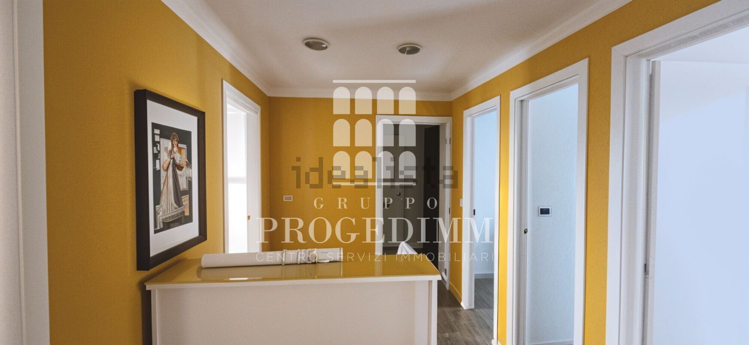 ufficio in vendita a Torino in zona Centro Storico