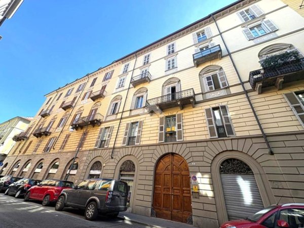 appartamento in vendita a Torino in zona Centro Storico