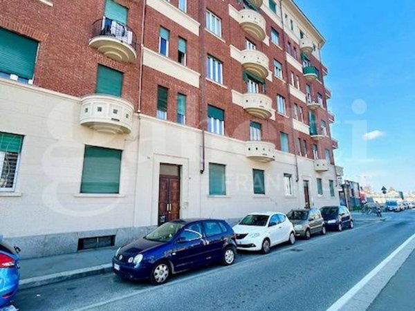 appartamento in vendita a Torino in zona Campidoglio