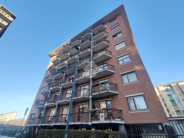 appartamento in vendita a Torino in zona Borgata Vittoria