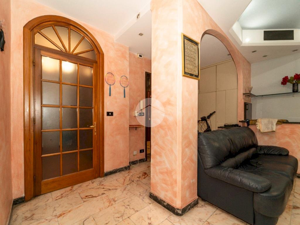 appartamento in vendita a Torino in zona Borgata Vittoria