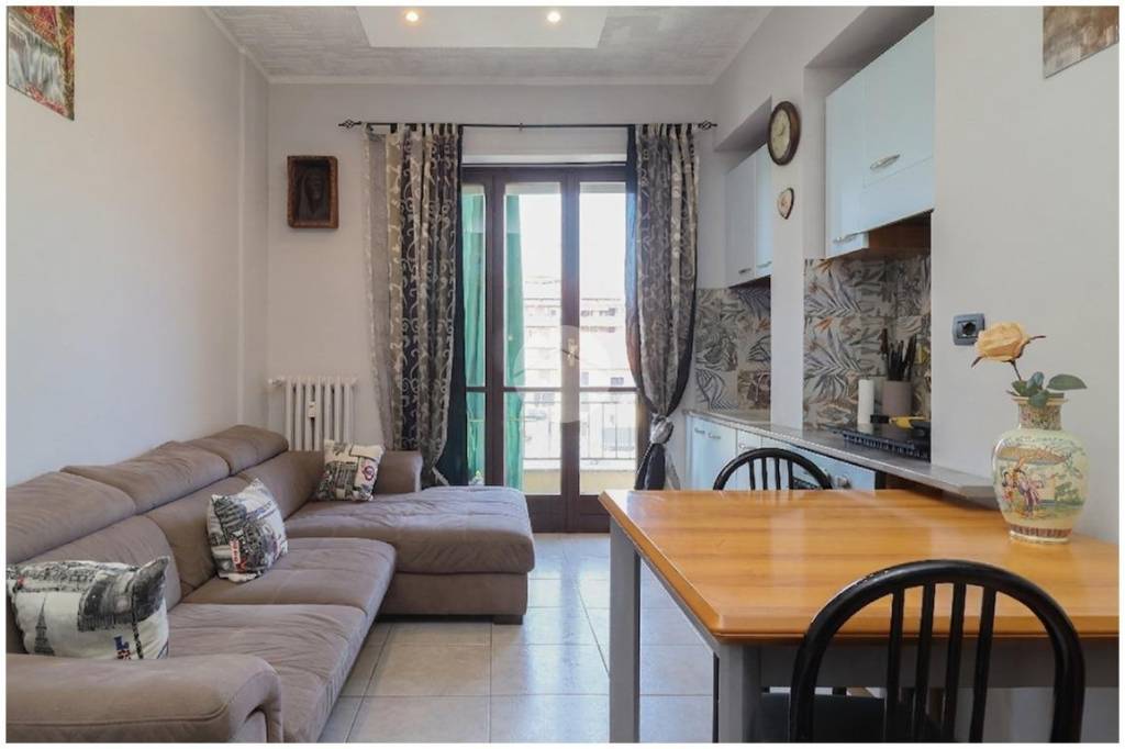 appartamento in vendita a Torino in zona Lucento