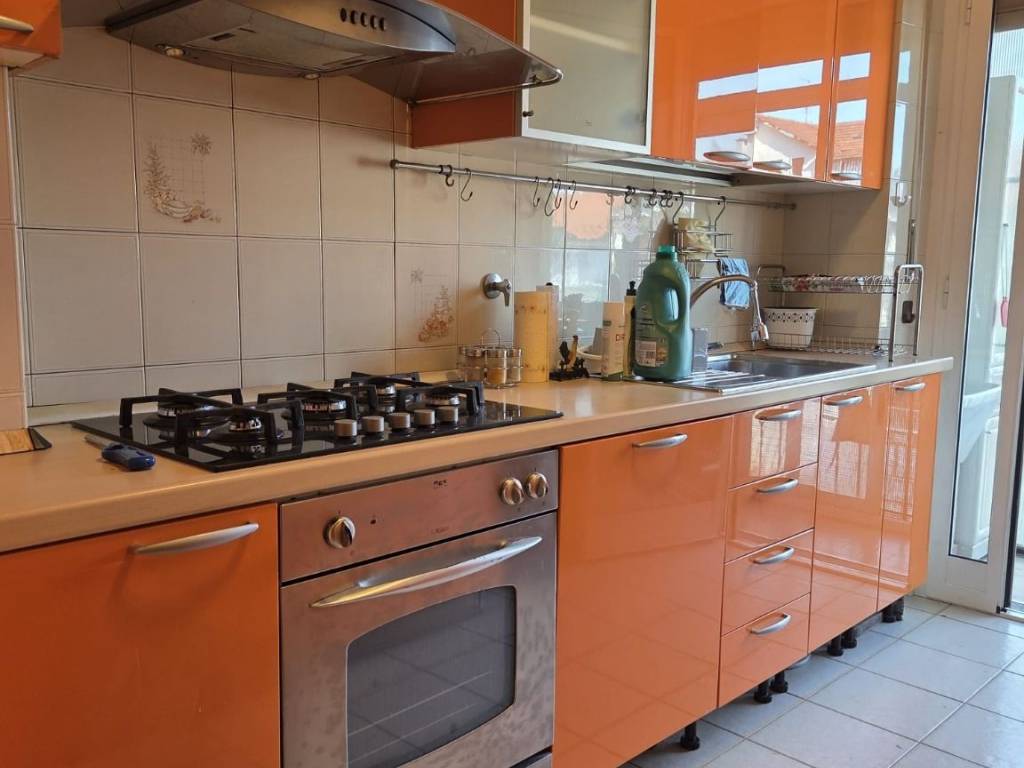 appartamento in vendita a Torino in zona Lingotto