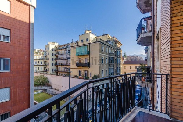 appartamento in vendita a Torino in zona San Salvario