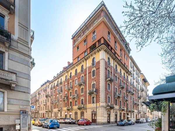 appartamento in vendita a Torino in zona Crocetta