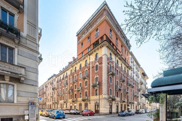 appartamento in vendita a Torino in zona Crocetta