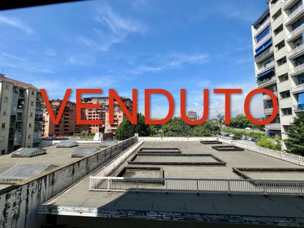 appartamento in vendita a Torino in zona San Salvario