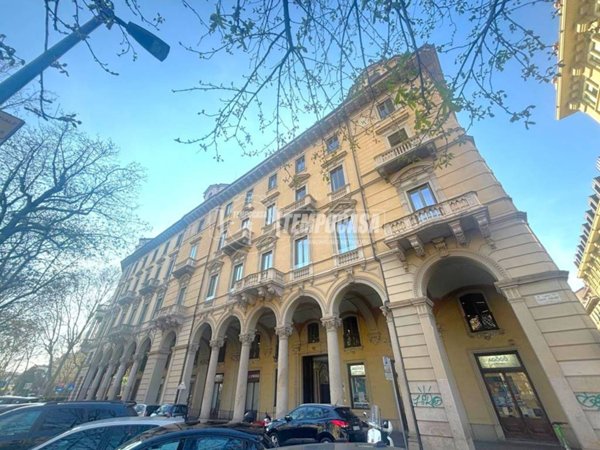 locale commerciale in vendita a Torino