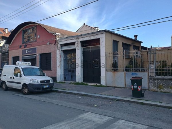 ufficio in vendita a Torino in zona Pozzo Strada