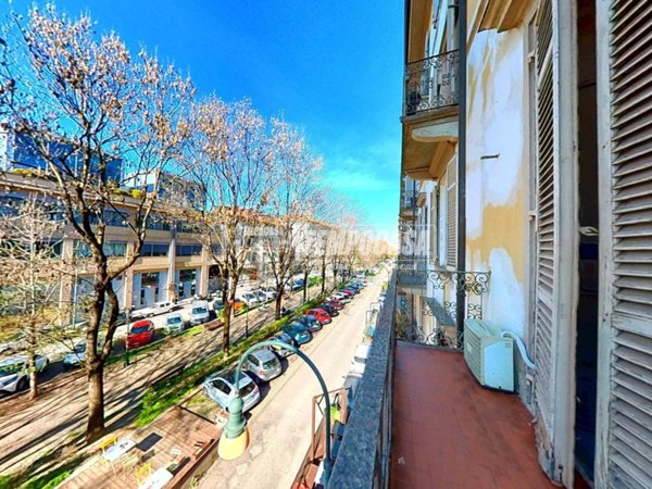 appartamento in vendita a Torino in zona Regio Parco