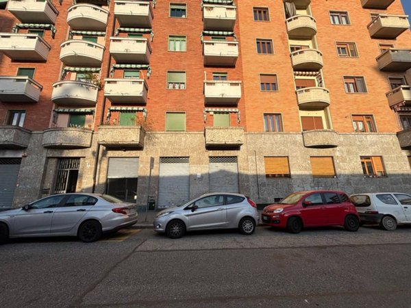 locale di sgombero in vendita a Torino in zona Filadelfia