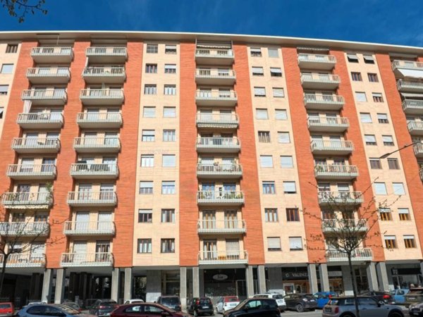 appartamento in vendita a Torino in zona Santa Rita