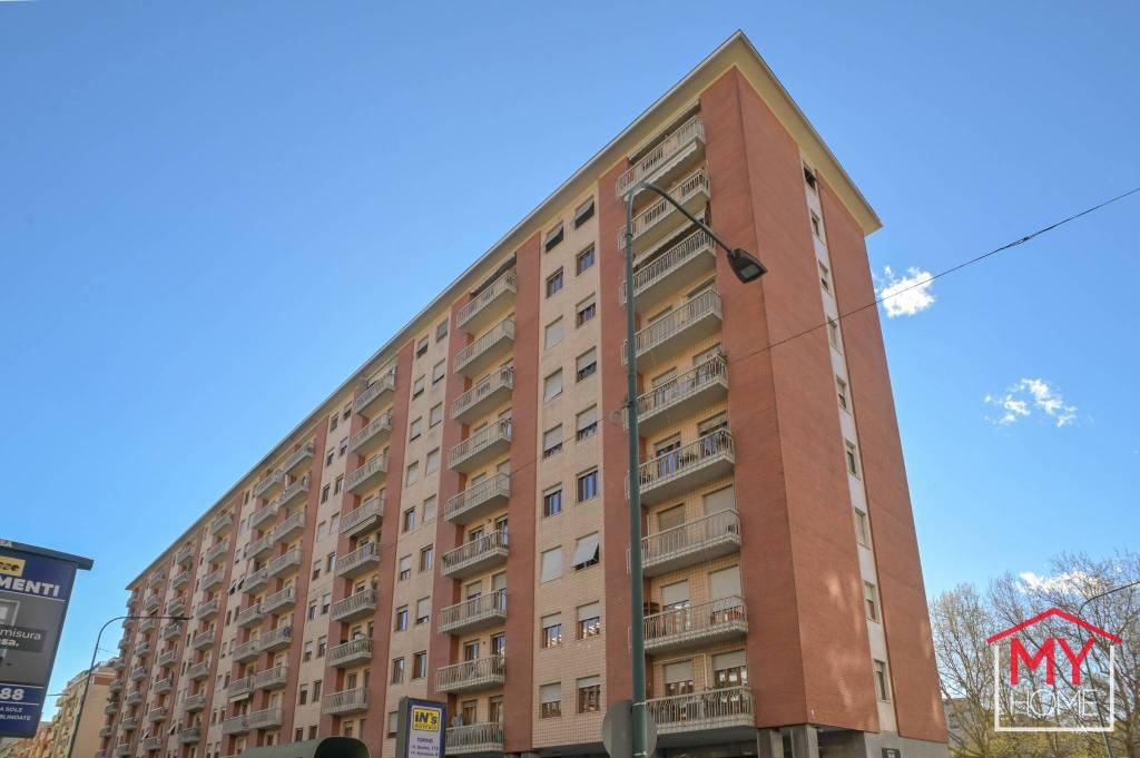 appartamento in vendita a Torino in zona Santa Rita