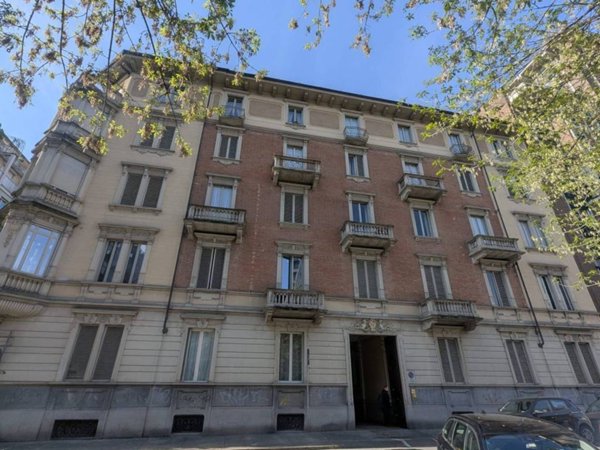 appartamento in vendita a Torino in zona Centro Storico