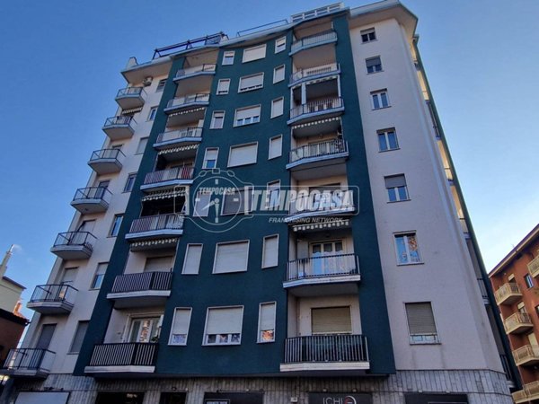 appartamento in vendita a Torino in zona Lingotto