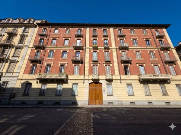 appartamento in vendita a Torino in zona Centro Storico