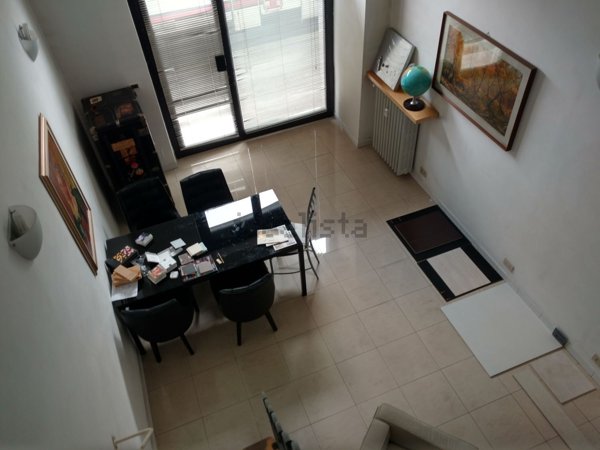 locale commerciale in vendita a Torino in zona Parella