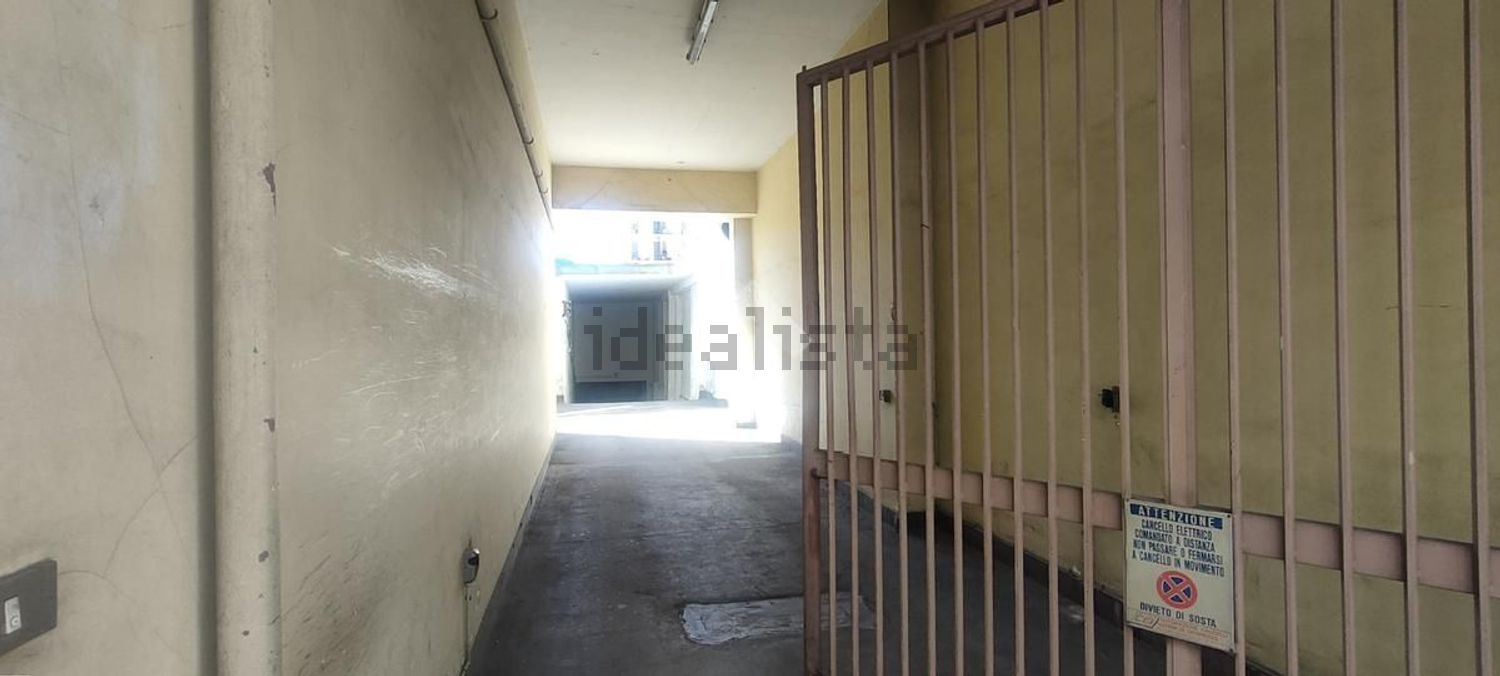 locale di sgombero in vendita a Torino in zona Barriera di Milano