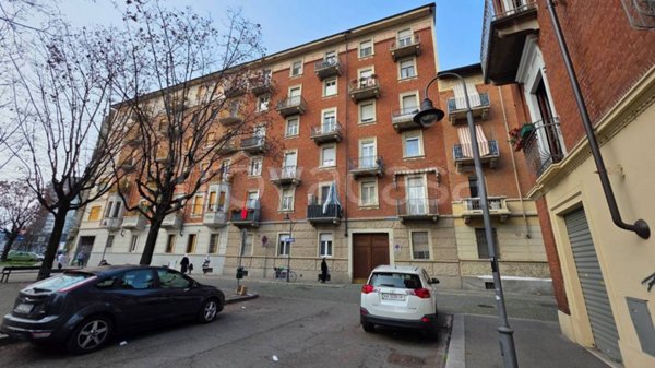 appartamento in vendita a Torino in zona Borgata Vittoria