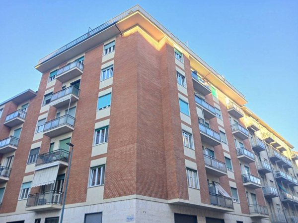 appartamento in vendita a Torino in zona Mirafiori Nord