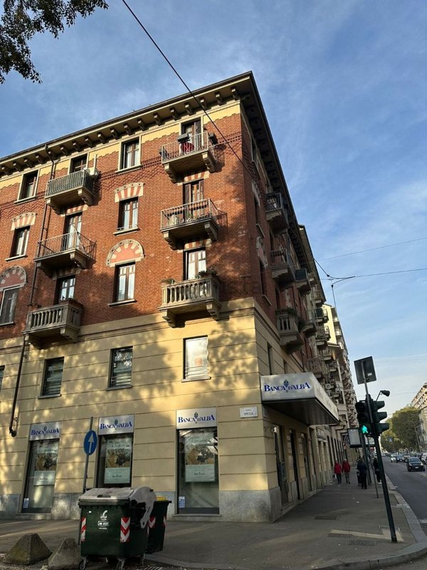 appartamento in vendita a Torino in zona Lingotto