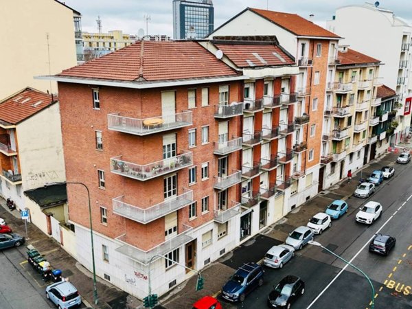 appartamento in vendita a Torino in zona Borgo San Paolo